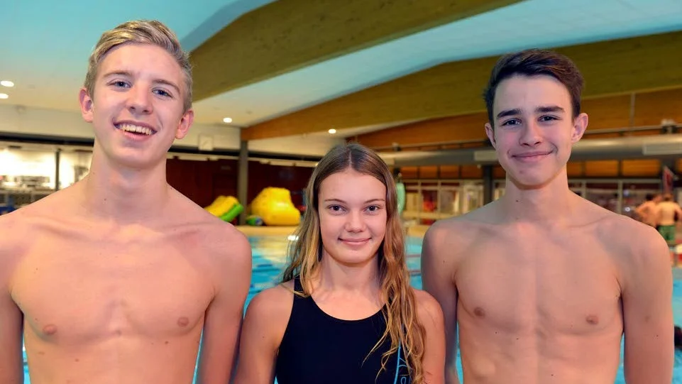 Finalklara. Erik Ohlsén, till vänster, Agnes Wedel och Edvin Torlakovic har kvalat in till riksfinalerna i SUM-SIM.