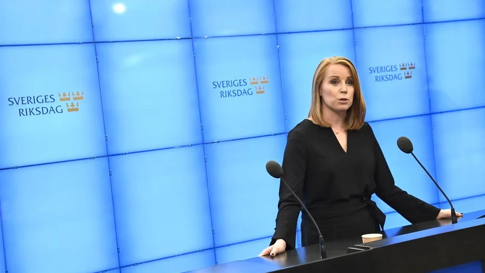 Annie Lööf och Centern driver ett riskabelt spel.