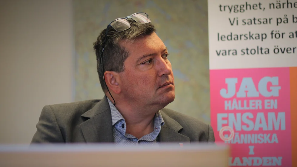 Kommundirektören Sergei Sorokin sparkas av den politiska ledningen i Kinda kommun. Det meddelades i dag.