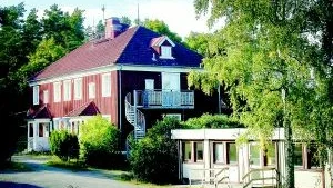 Ny verksamhet. Fastigheten i Västrum som tidigare var ett behandlingshem blir till våren en hotell- och konferensanläggning.  Foto: ANDERS LILJEGREN