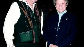 Nöjda. Manusförfattare och presentatör Christer Warfvinge fick lovord av kyrkans chef, kyrkoherde Britt Alf.  Foto: ANDERS STEINER