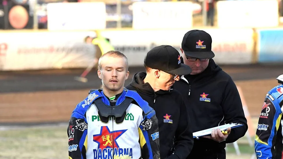 Oliver Berntzon är med i Dackarnas lag mot Indianerna på hemmaplan på tisdag.
