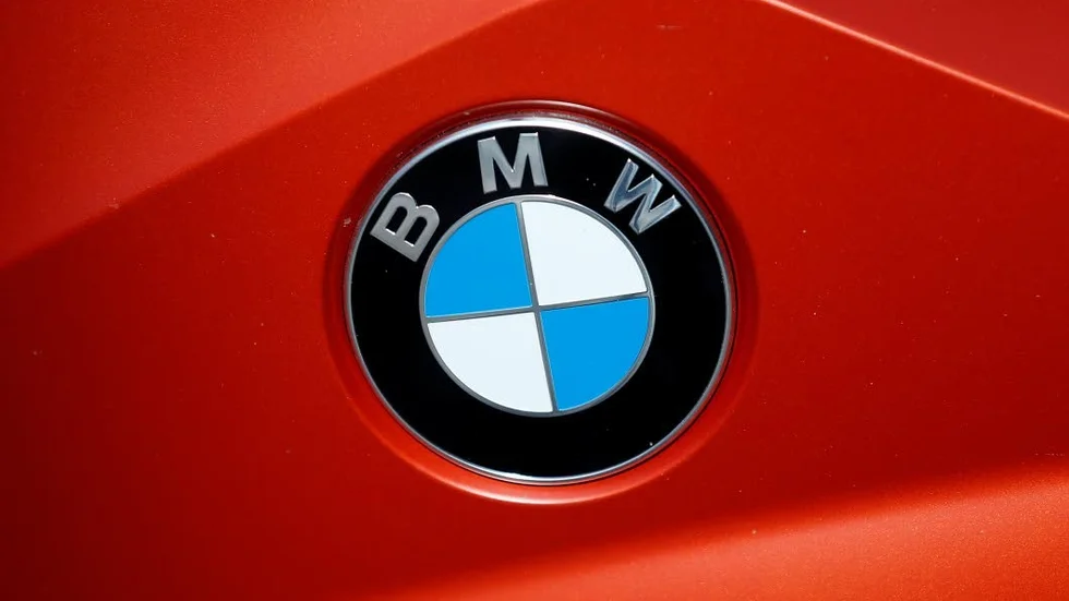 Arkivbild. Polisen varnar för stölder av bildelar från BMW-bilar.
