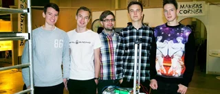 Robotarna värmer upp