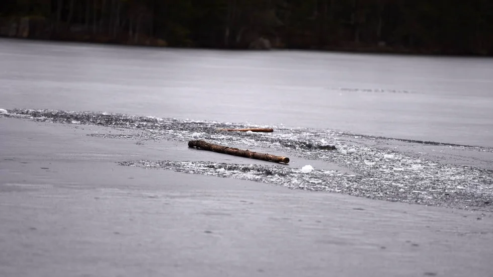 En man i 70-årsåldern drunknade i slutet av mars i sjön Lilla Skiren i Finspångs kommun.