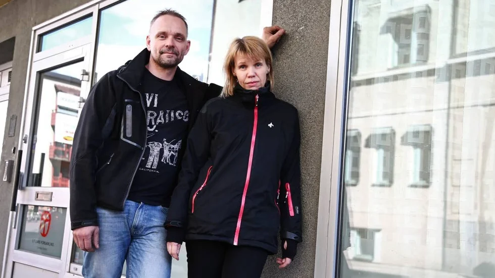 Det blir inte så stora möjligheter att hitta på något med familjens andra barn en vanlig vardagkväll konstaterar Fredrik och Tina Ternstedt.