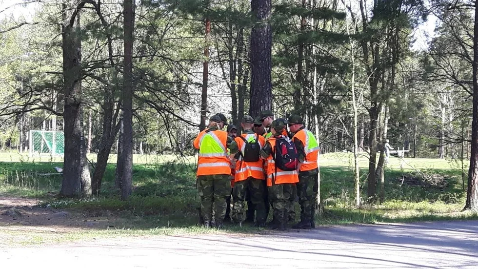 I förmiddags var Hemvärnet ute i Rydsskogen och sökte efter Victor.