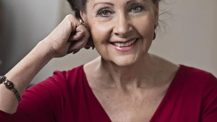 Populär. Elisabet Nemert har en rad romaner bakom sig, som ”Bortom stjärnan” (2002) och ”Röd måne” (2013). Förhoppningsvis har hon också flera framför sig.