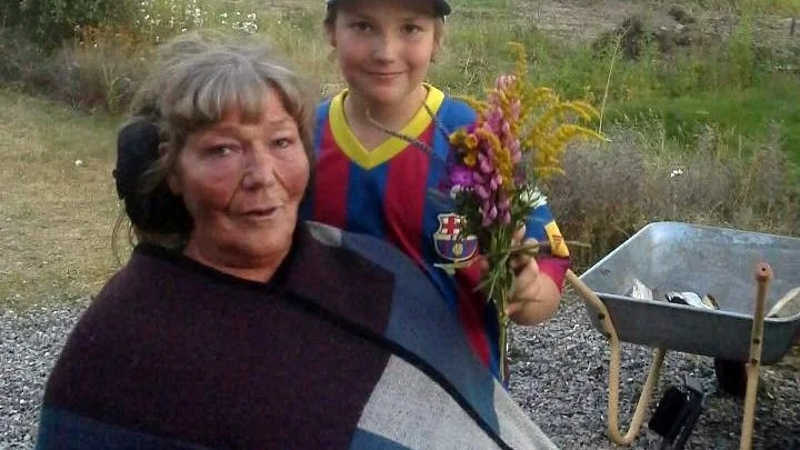 Blommor från ett av barnbarnen.