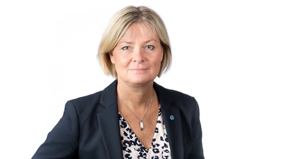 Regionens kommunikationsdirektör Anna Bowall har informerat att ingen filmning ska ske i regionens lokaler.
