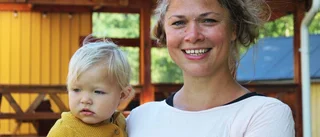Teatersugna barn i vikingadans