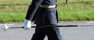 Uppställning, fanfar, marsch!