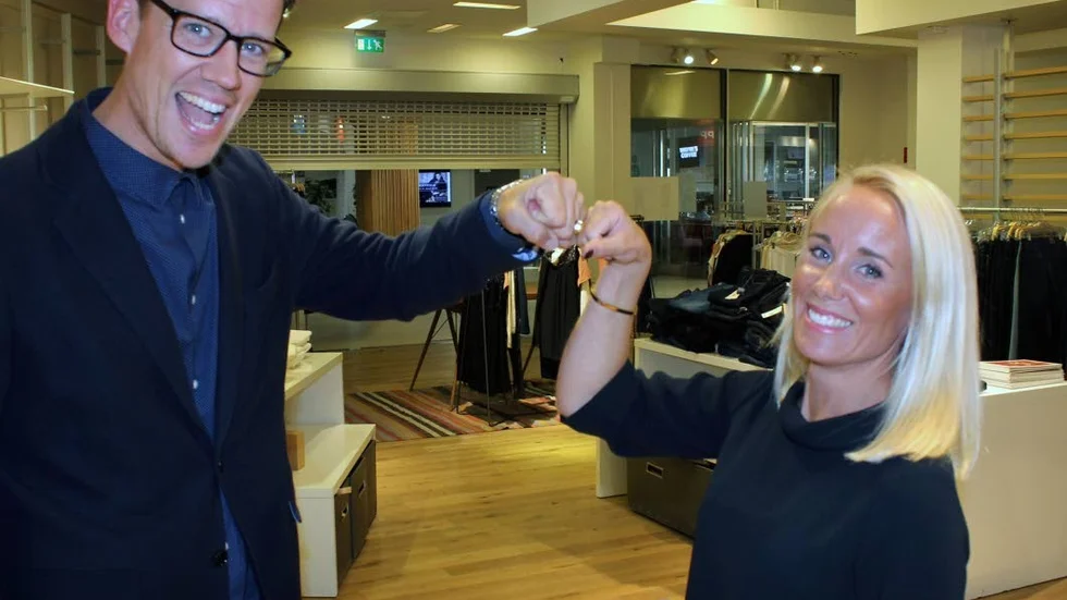 High five! Erik och Karin Egir kommer att driva Esprit i Linköping vidare.