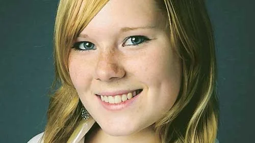 Kandidat nummer fyra heter Åsa Lindh. Foto: Thornbergs Foto, Björn Stridh AB.
