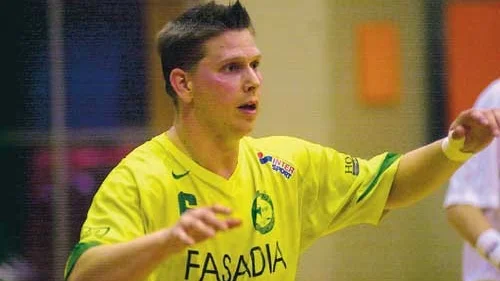 Vinnare trots förlusten. HHF:s Jens Hörlin gjorde nio mål. Foto: Magnus Strömsten