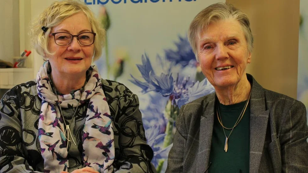 Liberala seniorer. Kontaktperson i Östergötland är Monika Broman, på det nationella planet Barbro Westerholm.