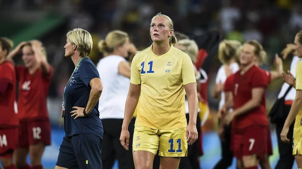 "Det var inget svårt beslut. Stina Blackstenius stod i en klass för sig. Enligt en enig jury. Bara att gratulera", skriver Jens Bollius om Guldklockans vinnare 2016.