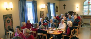Julbord lockade hos Väntjänsten