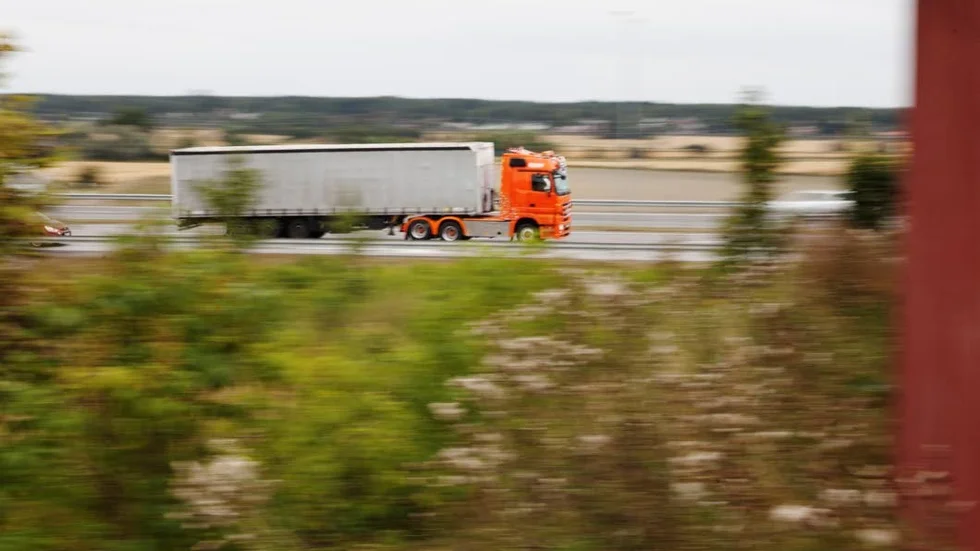 Kommunen ska ta fram riktlinjer för trafikbuller i samband med nybyggnation.
