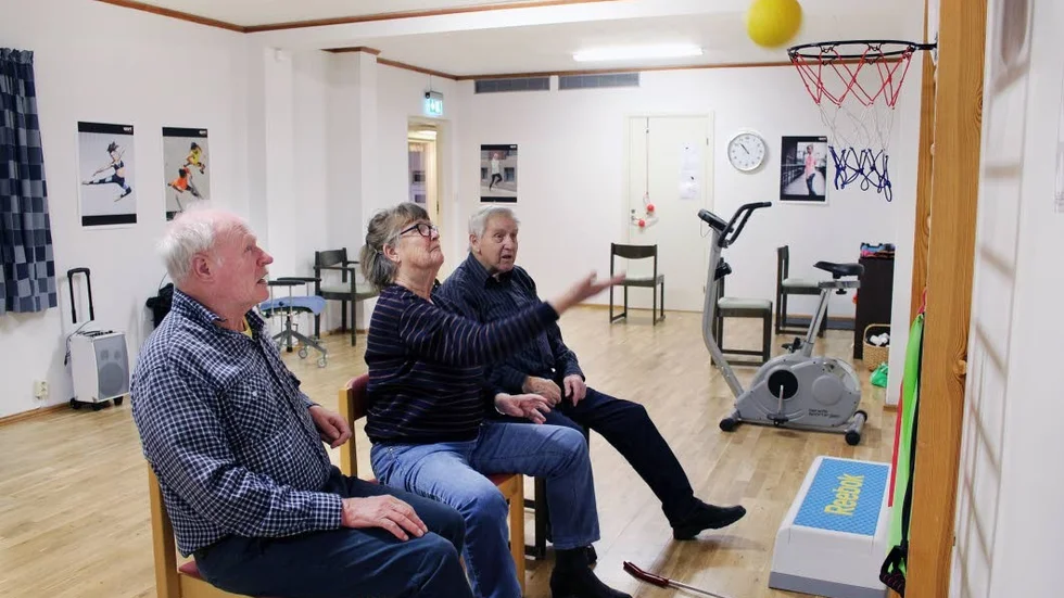 Kör basket. Bernt Lejonqvist, Vivy Werner samt Roland "Ollat" Karlsson.