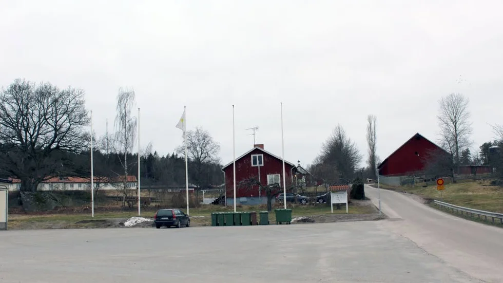 Gymnasium. Rektor Sofie Alvarsson tycker att det går åt rätt håll med söksiffrorna, men undrar över varför vissa utbildningar lockar så få elever.