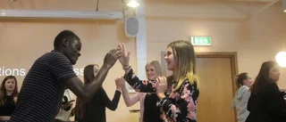 Utbyte med kenyansk dans, puls och energi