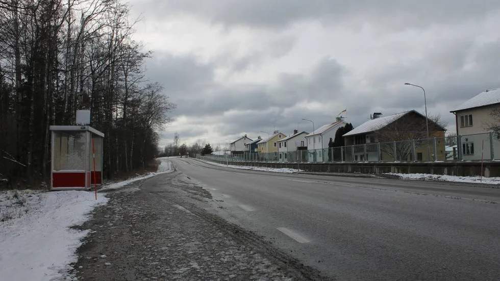 Vadstenavägen i höjd med Blåmesvägen.