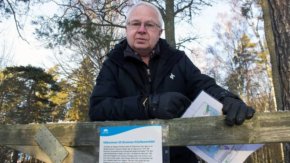 Hit men inte längre. Naturskyddsdföreningen vill stoppa Motalas tätorsutbyggnad norrut vid Bromma friluftsområde. Miljön tål inte att exploateras, menar föreningens Rolf Ström.