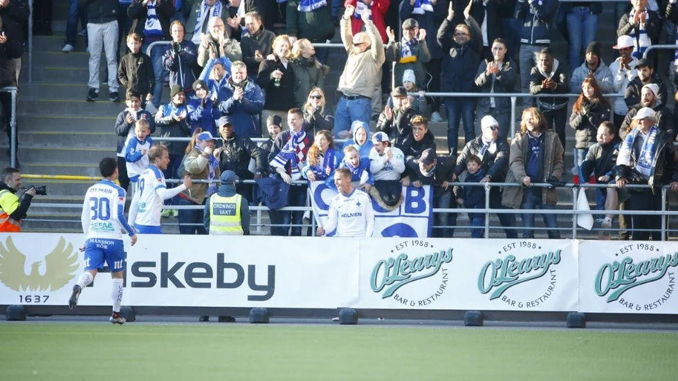 NORRKÖPING 20160426
Norrköpings Linus Wahlqvist gör 1-0 till sitt lag under tisdagens allsvenska fotbollsmatch mellan IFK Norrköping och Hammarby IF på Östgötaparken. Foto: Stefan Jerrevång / TT / kod 60160