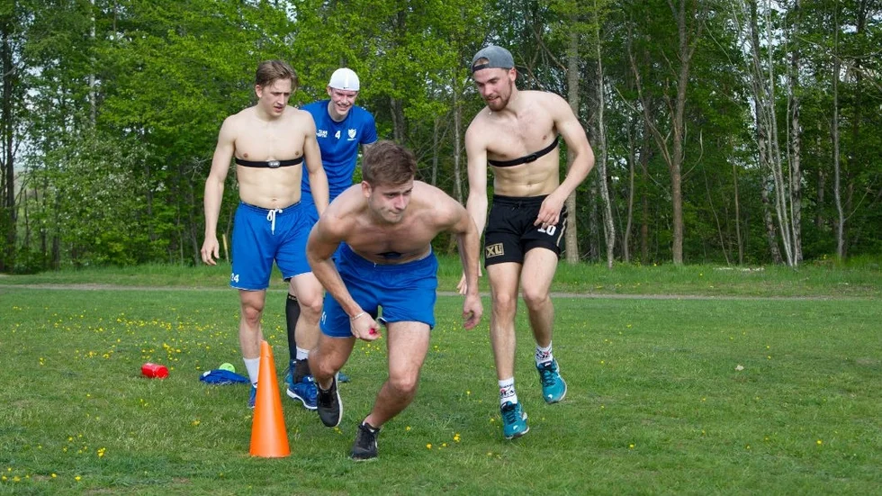 IFK Motala är inne i en riktigt tuff träningsperiod med minst sex pass i veckan.