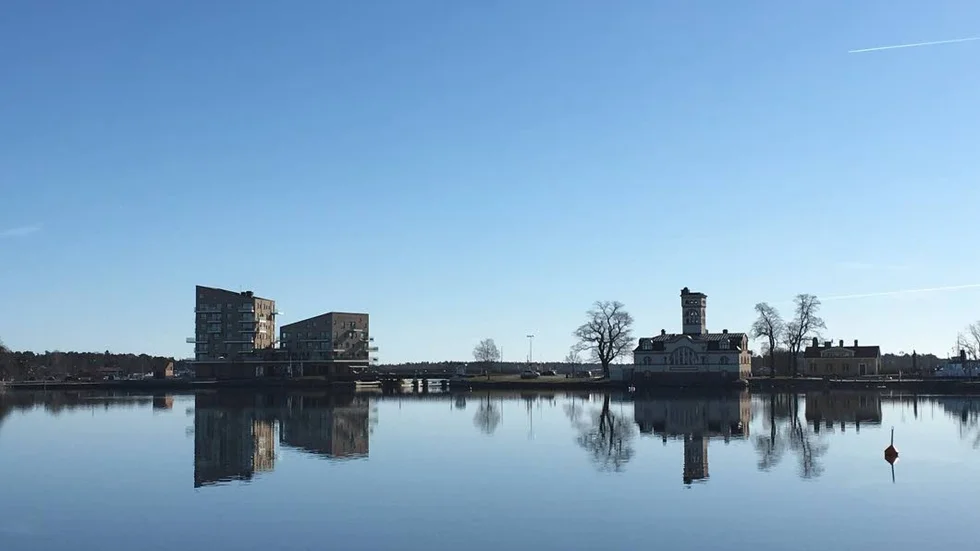 Relationen mellan Björn Ulvaeus och Västervik gör mycket för att locka till sig utländska turister, menar Niklas Lind.