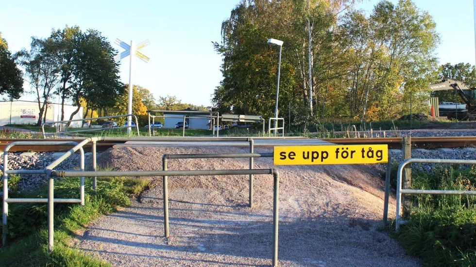 Övergången är farlig menar Maria Andersson. Hon säger att det måste bli en ändring fort, innan fler skadar sig.