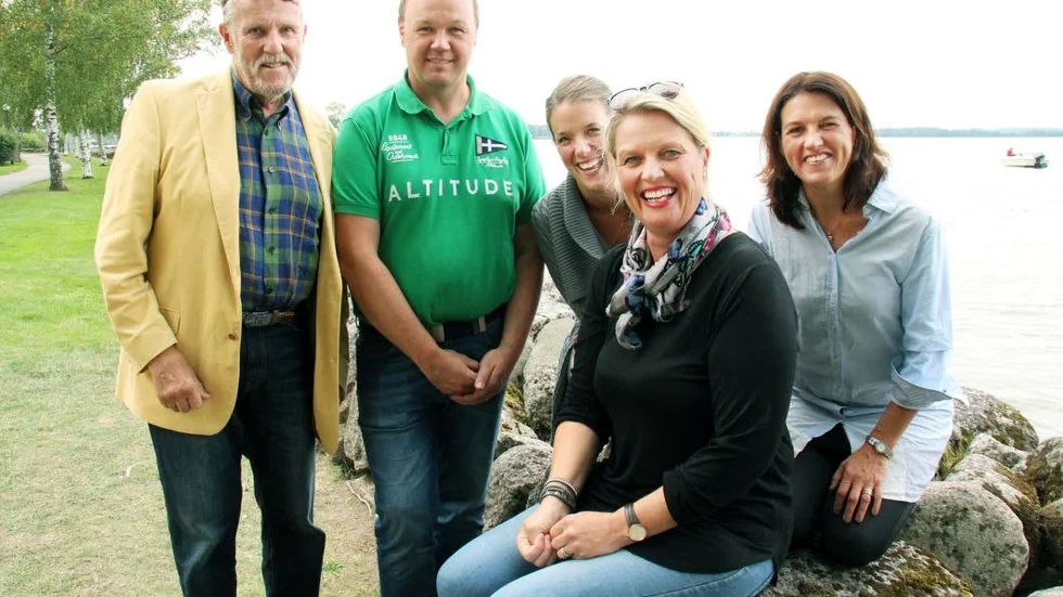 Nya styrelsen: Bertil Olofsson, Tommy Johansson, Ebba Kellander, Karin Ceder och Caroline Ottosson Rockler. Saknas på bilden gör Emil Carlsson Ramö och Thomas Malmström.