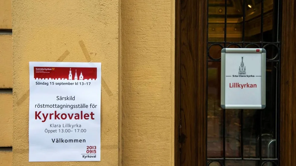 Kyrkoval. Det är orimligt att de politiska partierna ska ha makten över kyrkan, menar insändarskribenten.