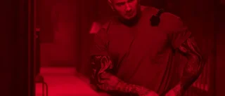 Foster räddar tondöv dystopi