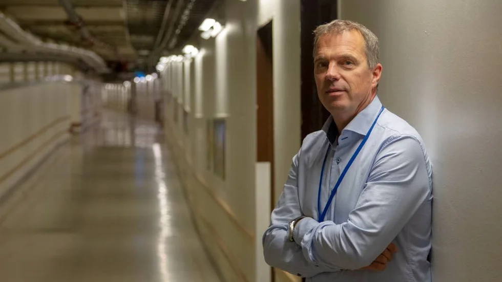 Fredrik Staaf arbetar till vardags som projektledare vid US i Linköping. Nu ska han i rollen som lagledare för Piraterna ta sig an Vargarna i semifinal.