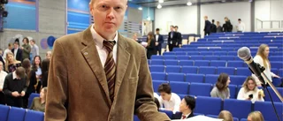 Elever debatterade i gymnasiet