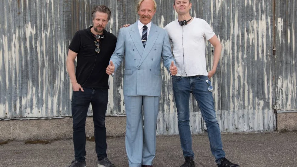 Skapare. Med "Tårtgeneralen" debuterar Fredrik Wikingsson och Filip Hammar som regissörer, och svarar även för filmmanus. Mikael Persbrandt spelar huvudrollen Hasse P.