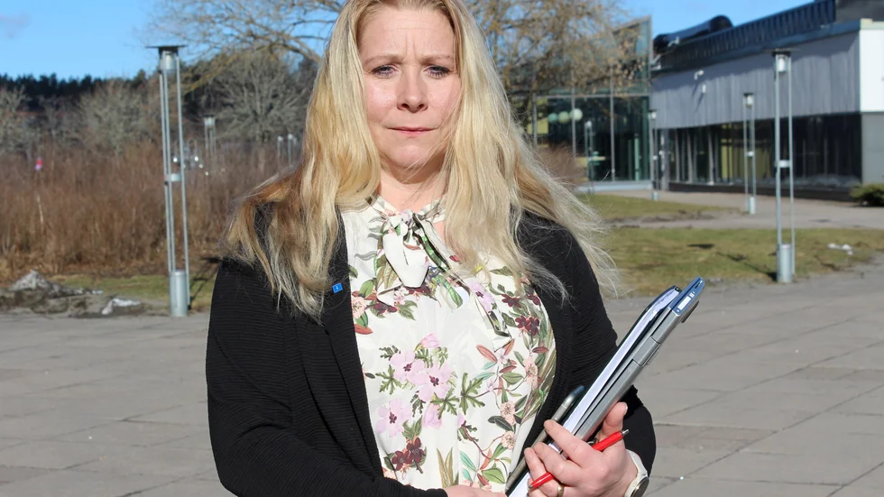 Finspångs gruppledare Kristin Andersson (KD) kände inte till att avhoppet skett.
