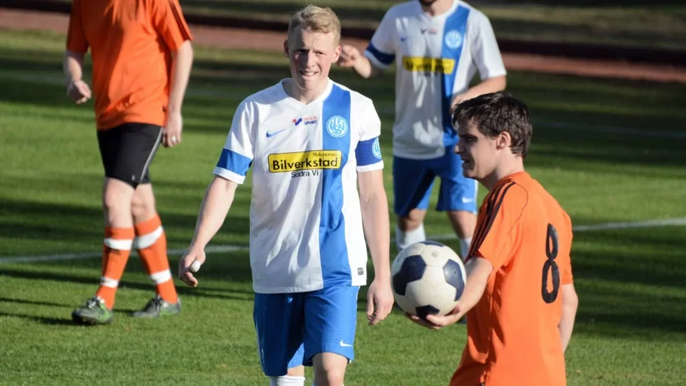 Adrian Mathiasson gjorde ett fint mål för Södra Vi mot Djursdala.