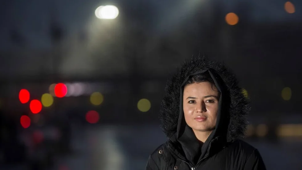 Statsbidrag till ensamkommande.
Bidraget till kommunerna hotas att användas fel. Bilden visar Mahboba Madadi, ordförande i Ensamkommandes förbund.