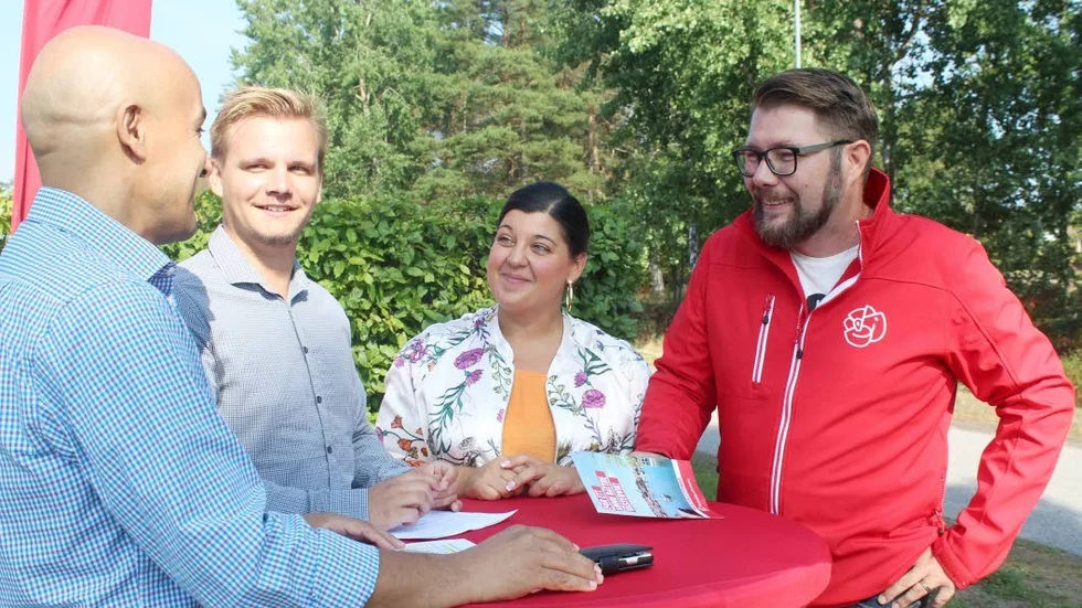 Saad Benatallah säger att omsorgen skriker efter jobb. Saad kandiderar till orförande för socialnämnden.