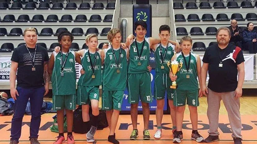 TVÅA. Motala basket slog för första gången Norrköping Dolphins och kom till slut tvåa i Stadium cup.