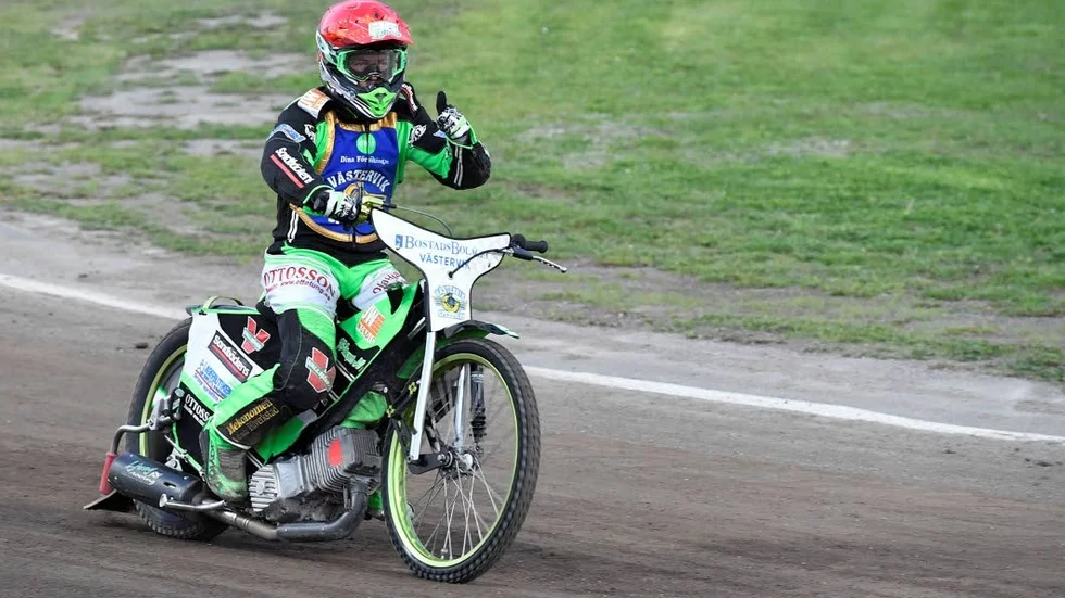 Lyckad säsong. Peter Ljung kan se tillbaka på en bra säsong i både Dackarna och Västervik, men däremot är han inte lika nöjd förslaget att minska antalet svenska förare i elitserien till nästa år.