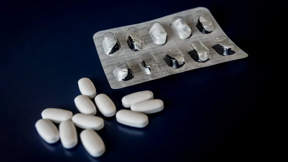Paracetamol. Det är allvarligt att förgiftningsfallen ökar, men förbud är inte lösningen.