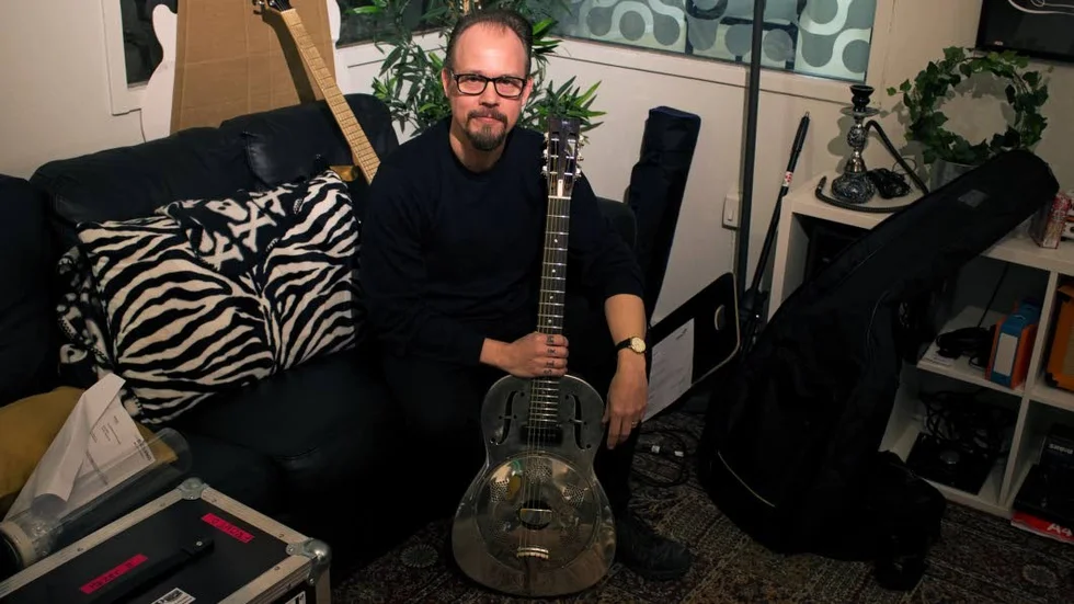 Anders "Slidin' Slim" Landelius började spela i sitt första band år 1984.