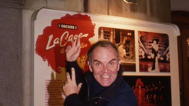 Han dansade och sjöng och lockade massorna till La Cage aux Folles på Oscars i Stockholm.