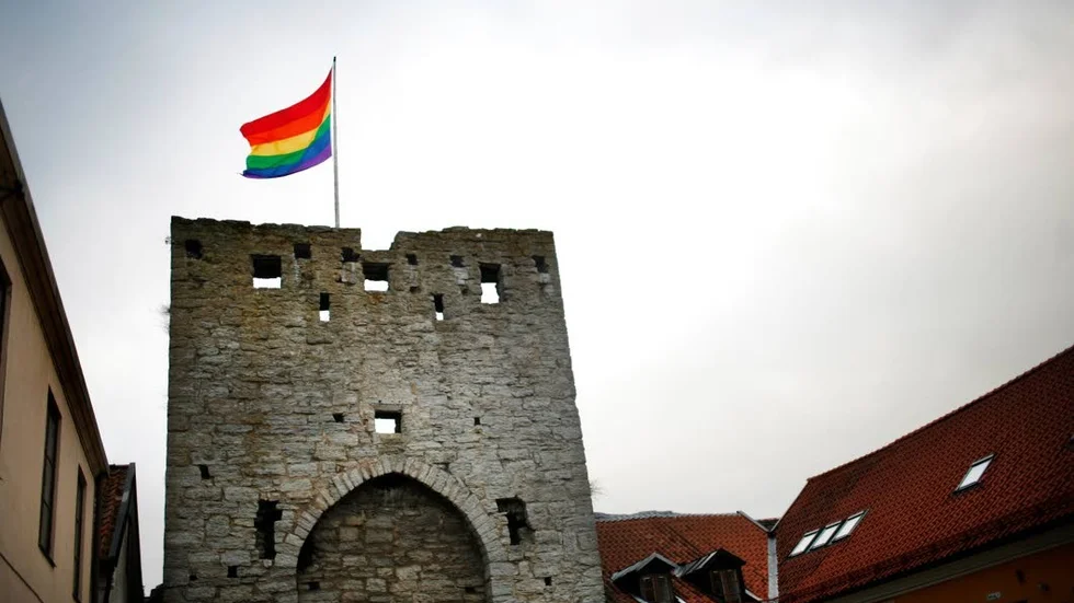Kärlek. Ingen ung människa på landsbygden ska behöva känna sig ensam eller orolig för att man är homosexuell. 