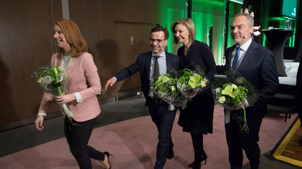 För närvanande finns inget regeringsalternativ med fyra partier.