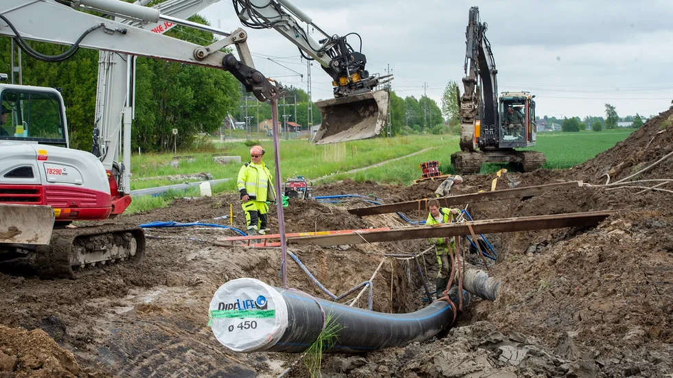 På fredagskvällen meddelade Nyköpings kommun att den trasiga huvudledningen lagats.